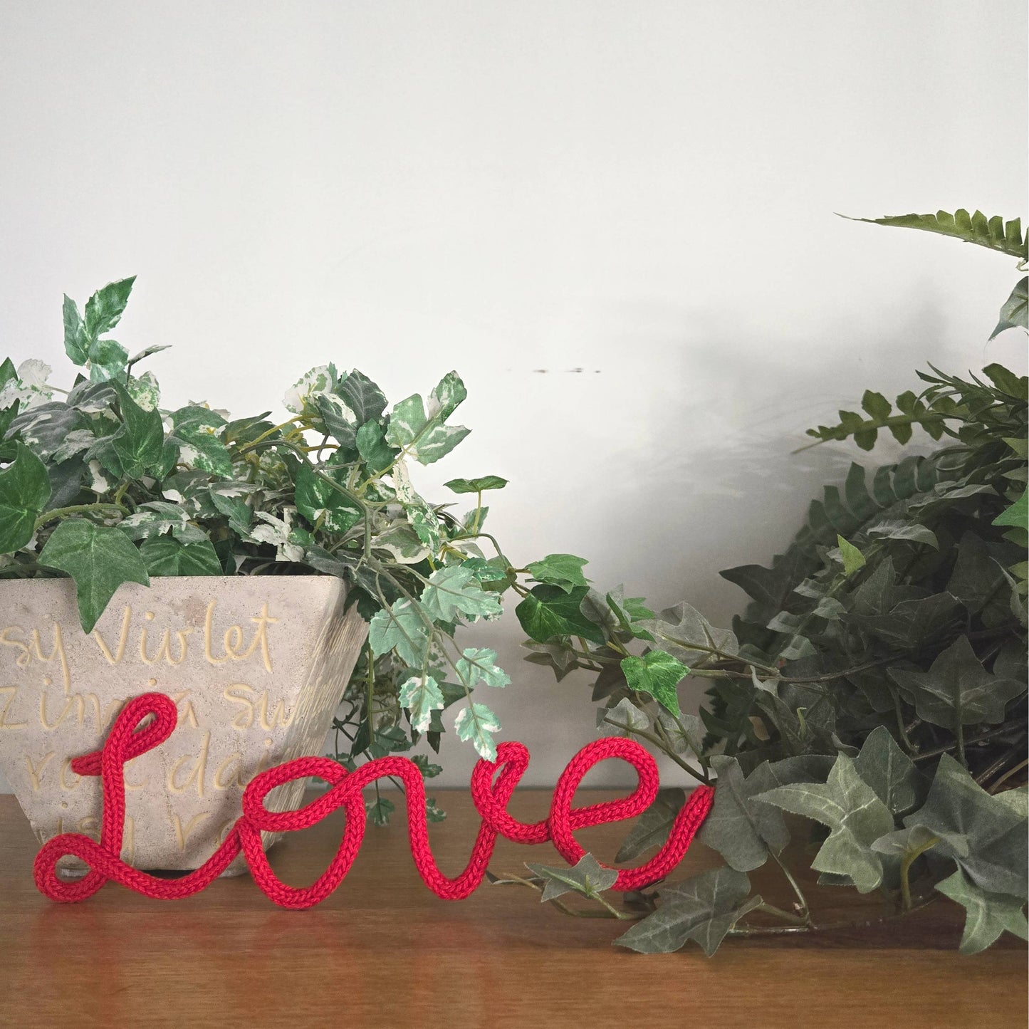 Cutomized knitted wire sign