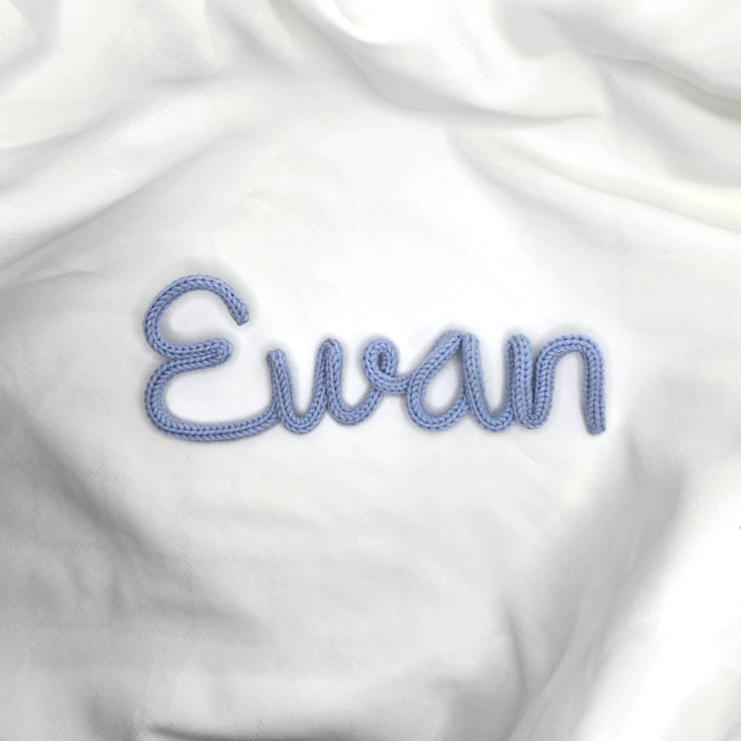 Cutomized knitted wire sign