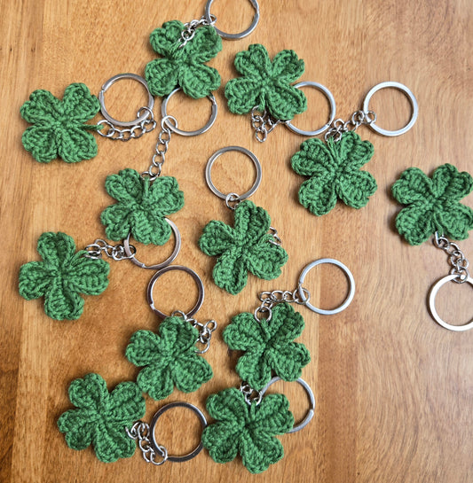 🍀 Lucky Clover Keychain